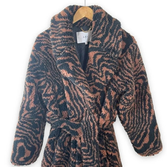 A.L.C Anderson Faux Shearling Coat - Picture 3 of 15